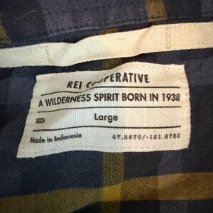 REI Blue and Yellow Plaid Casual Button Down Shirt